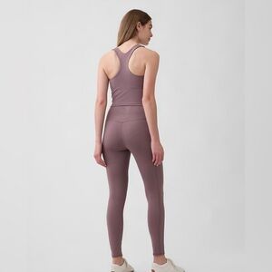 GapFit Sky High Studio Leggings